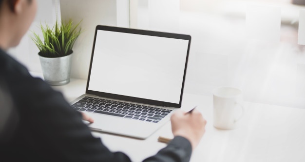 ZenBook z najnovejšo tehnologijo